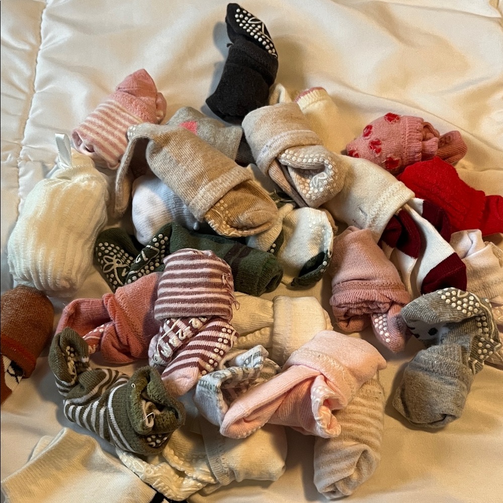 Mixed Baby/Toddler Grip Socks - Pink, Green, Beige, Red, Gray